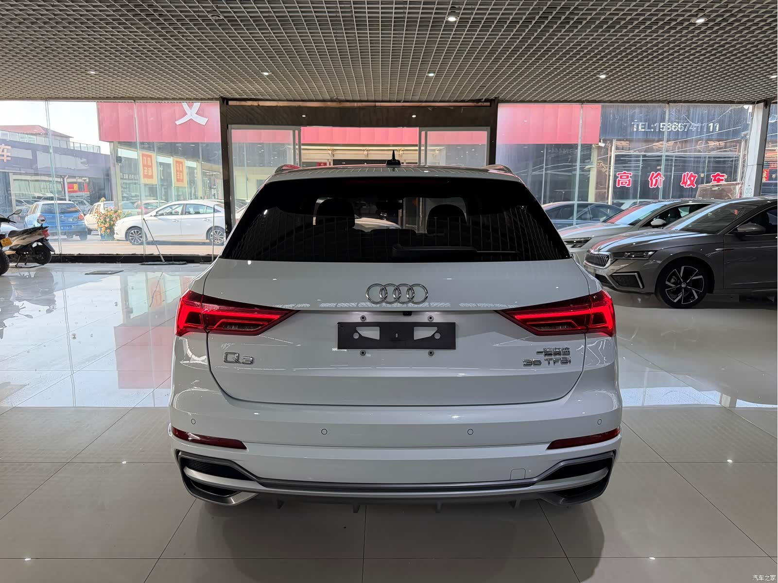 Audi Q3, 2022 все фото