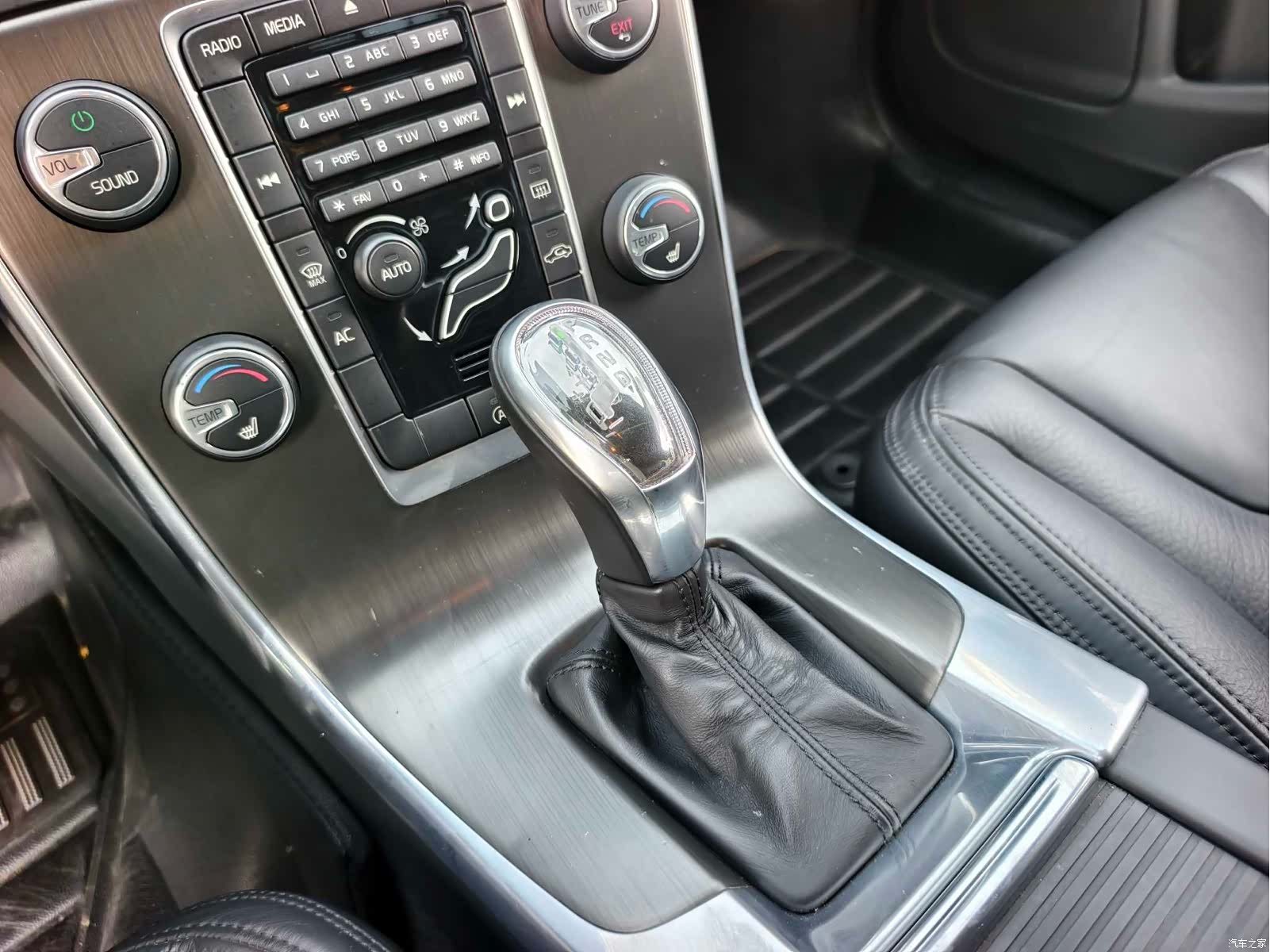 Volvo V60, 2013 13
