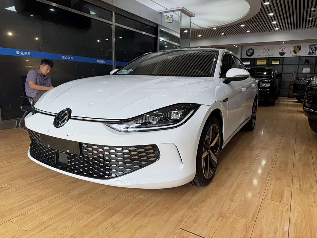 Volkswagen Lamando