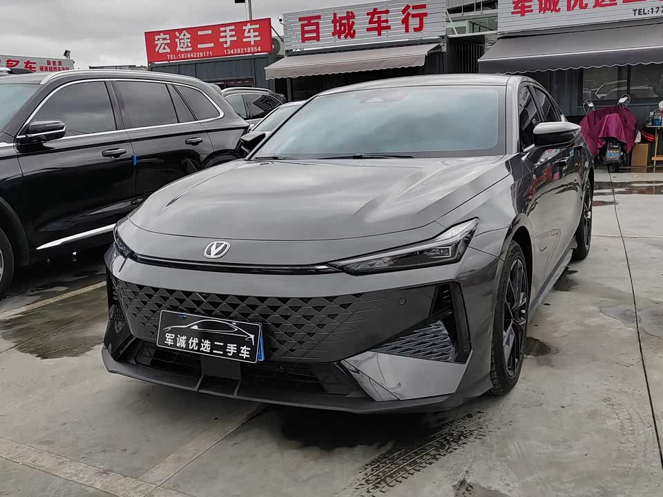 Changan UNI-V