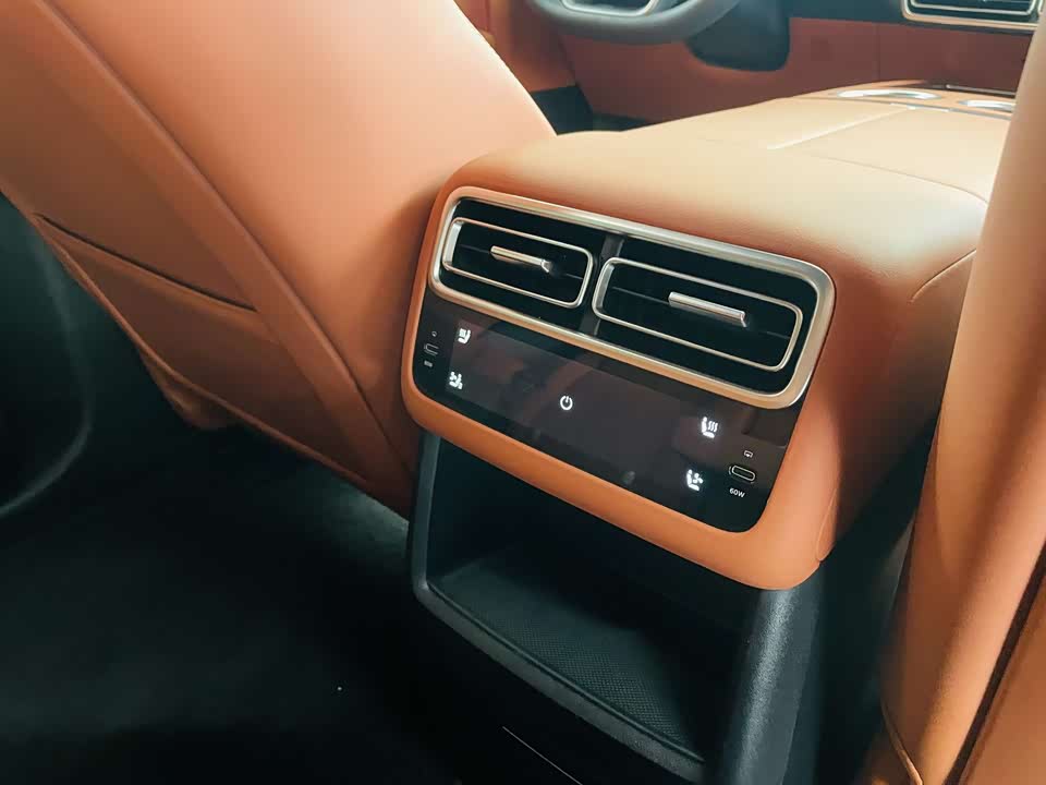 Li Auto Ideal L6