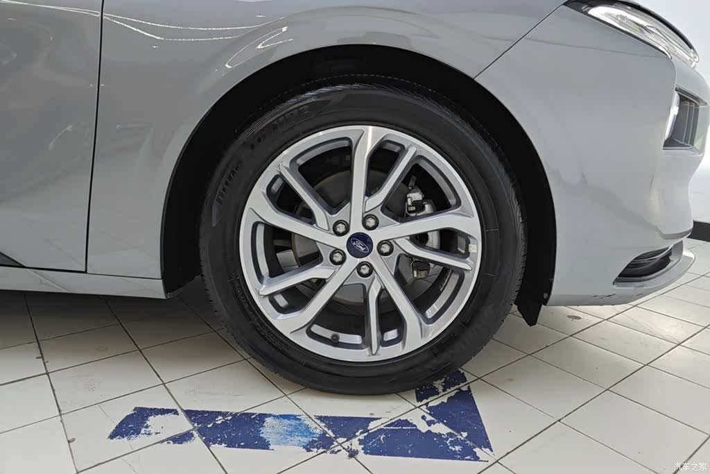 Ford Mondeo, 2023 6