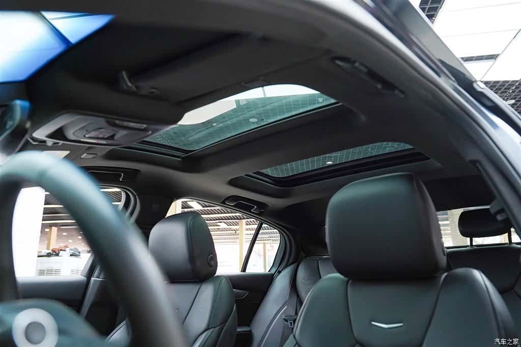 Cadillac CT5, 2022 14