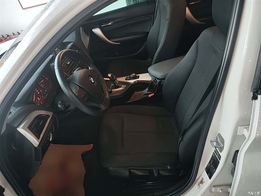 BMW 1 Series, 2015 15
