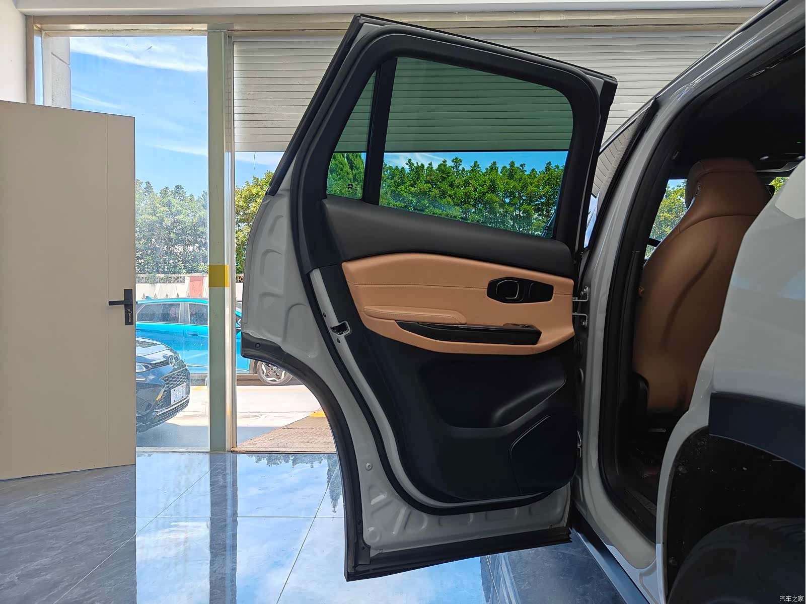 NIO ES6, 2022 10