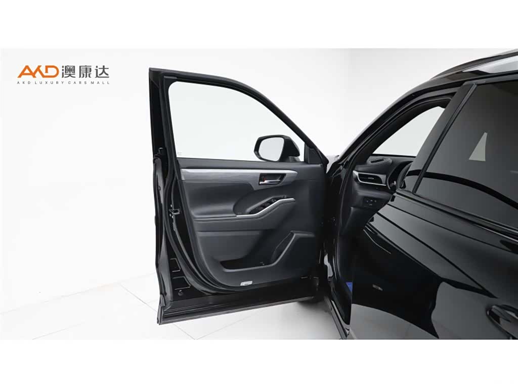 Toyota Crown, 2026 10