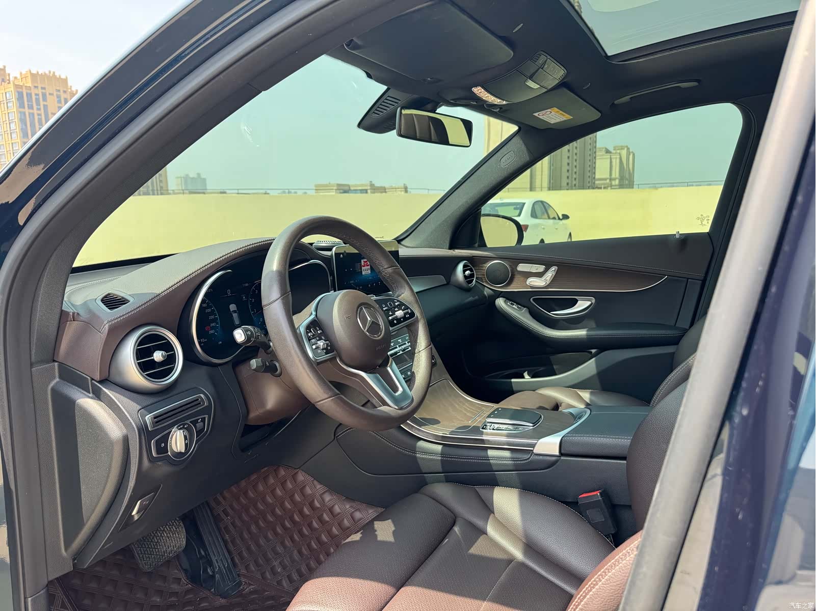 Mercedes-Benz GLC, 2021 4