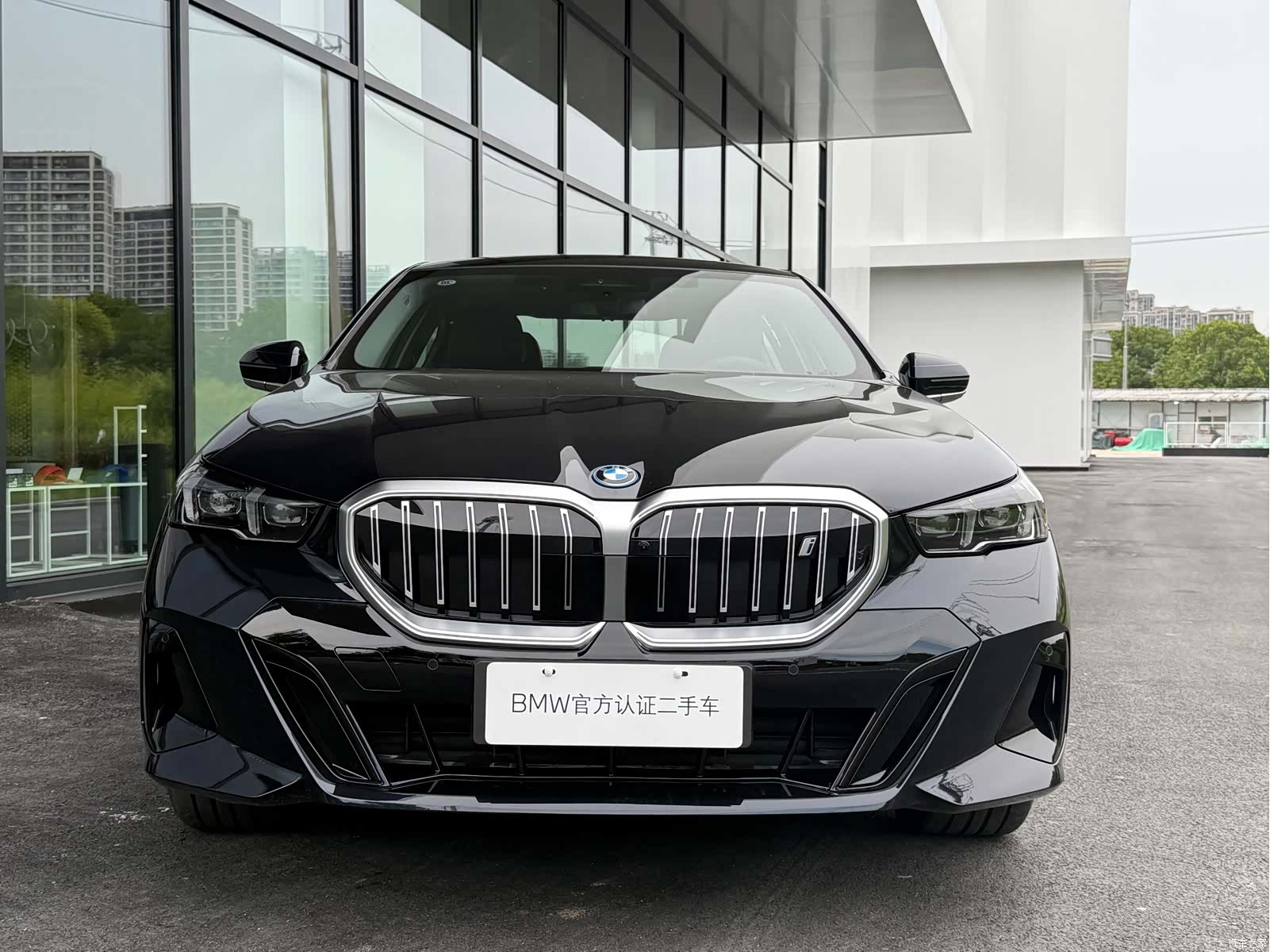 BMW i5, 2026 2