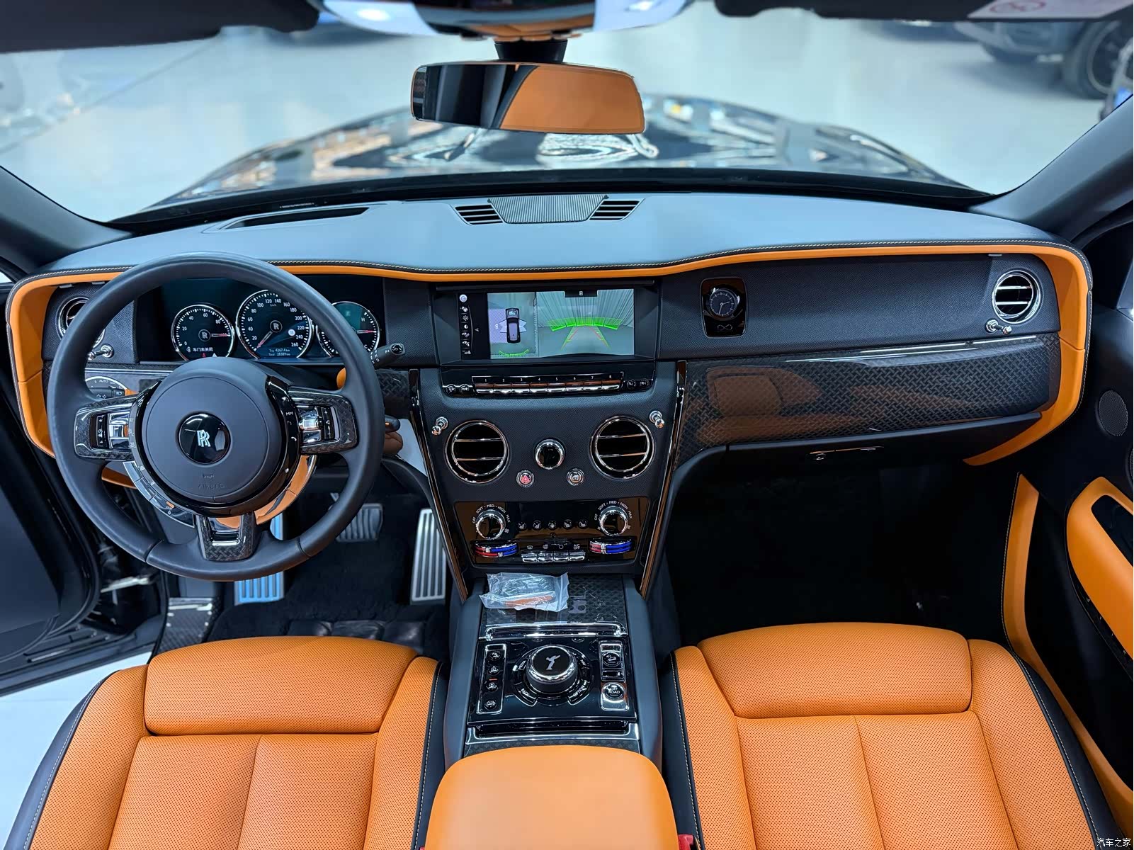 Rolls-Royce Cullinan, 2023 11