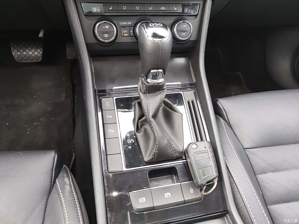 Skoda Superb, 2016 14