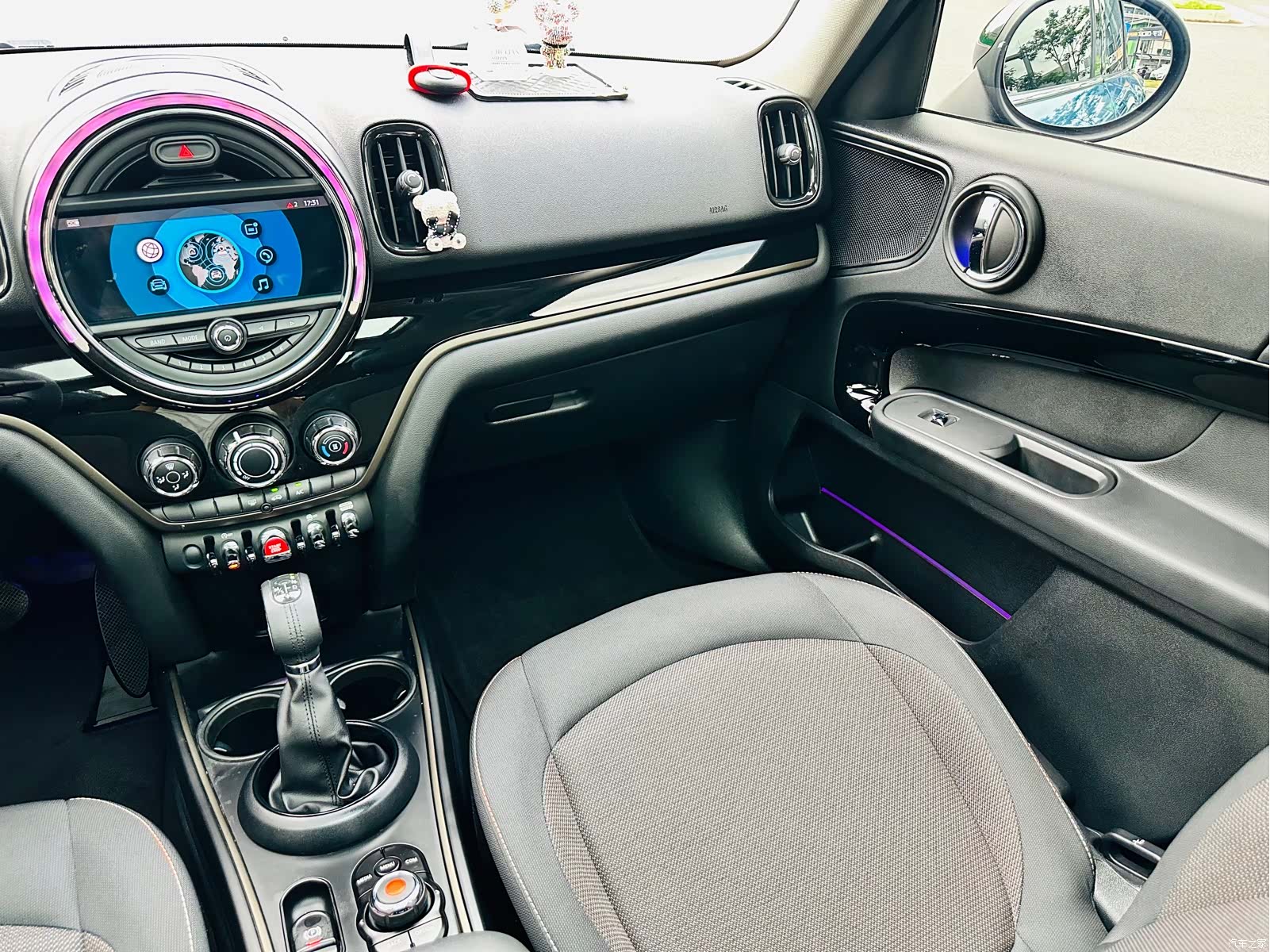 Mini Countryman, 2019 18