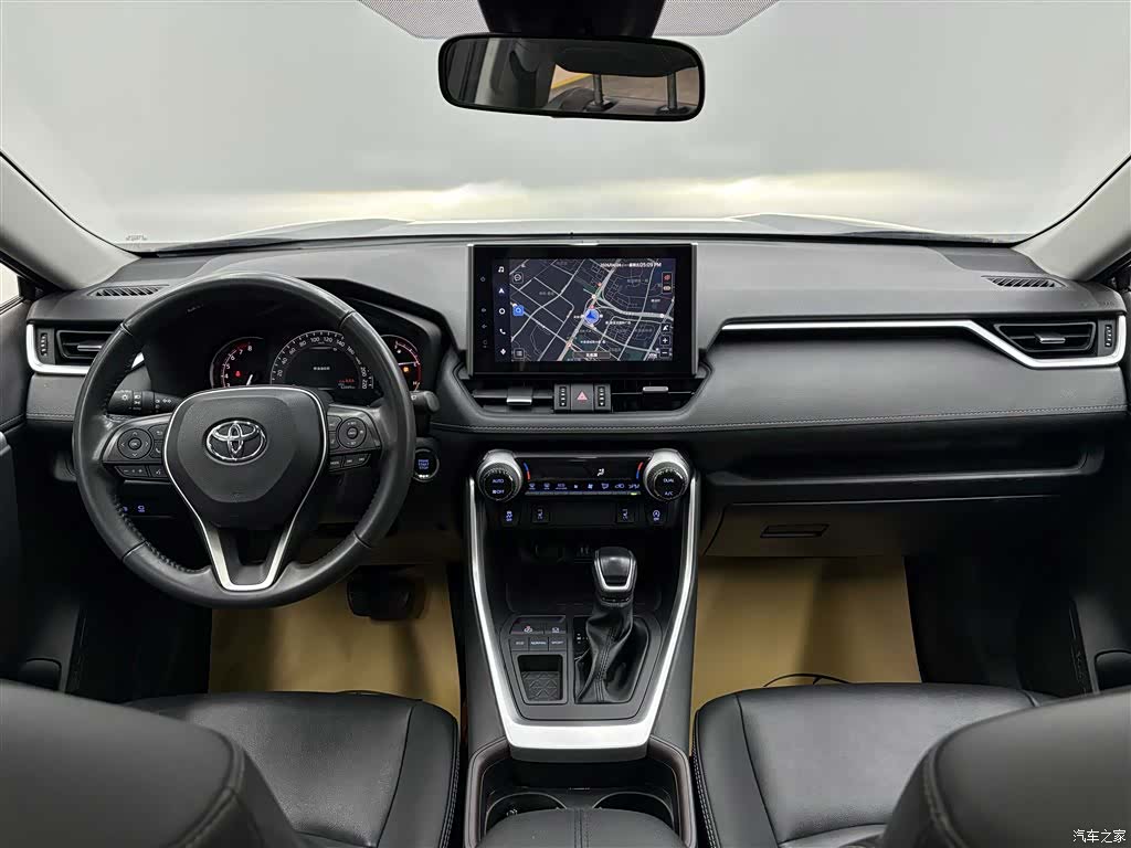 Toyota RAV4, 2022 8