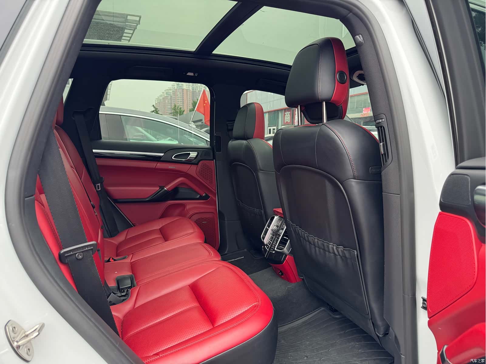 Porsche Cayenne, 2015 15