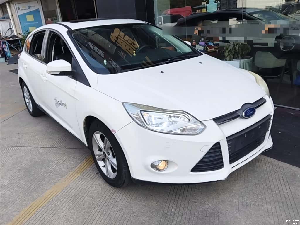 Ford Focus, 2014 4