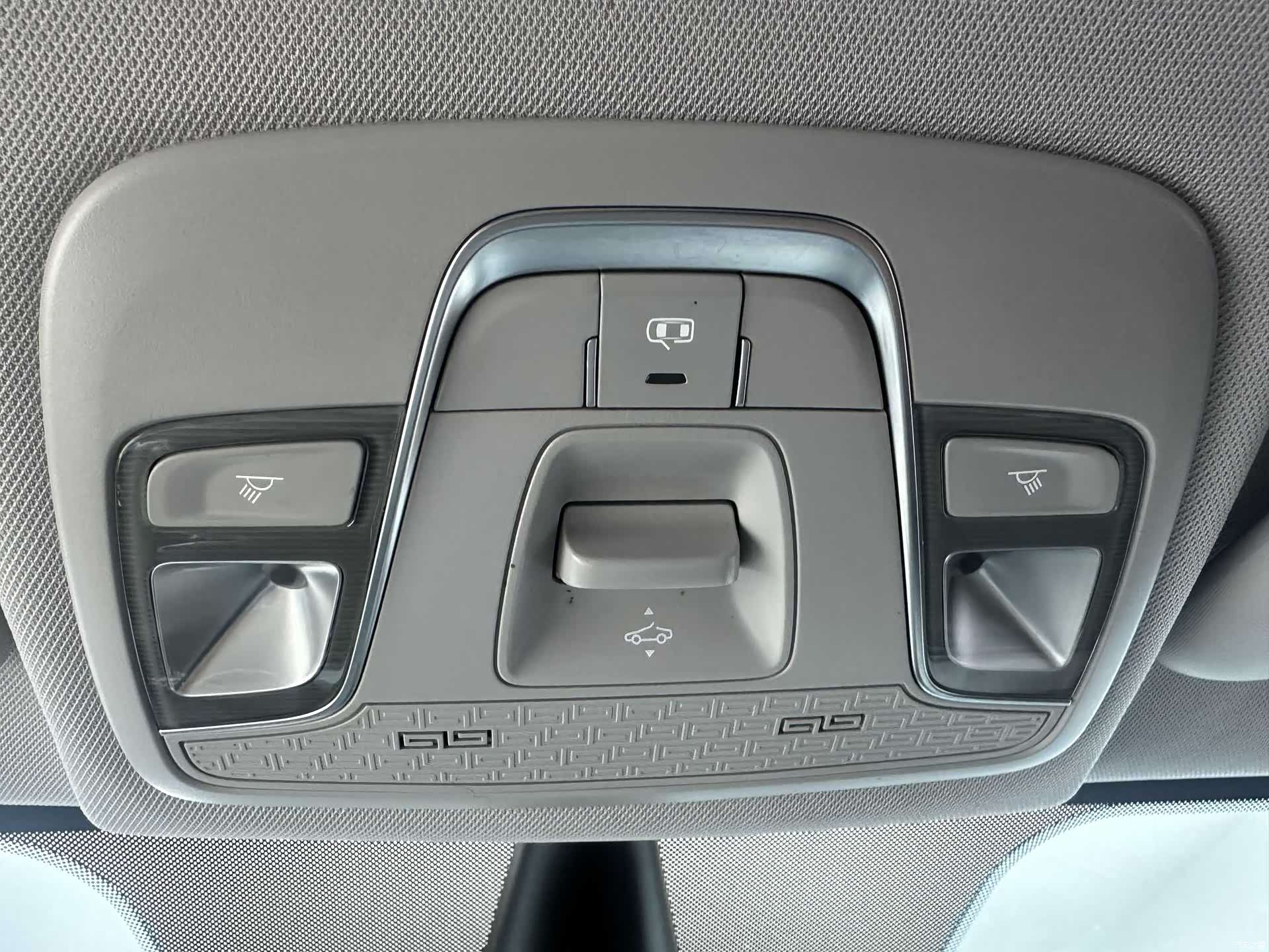 Geely X3, 2022 17