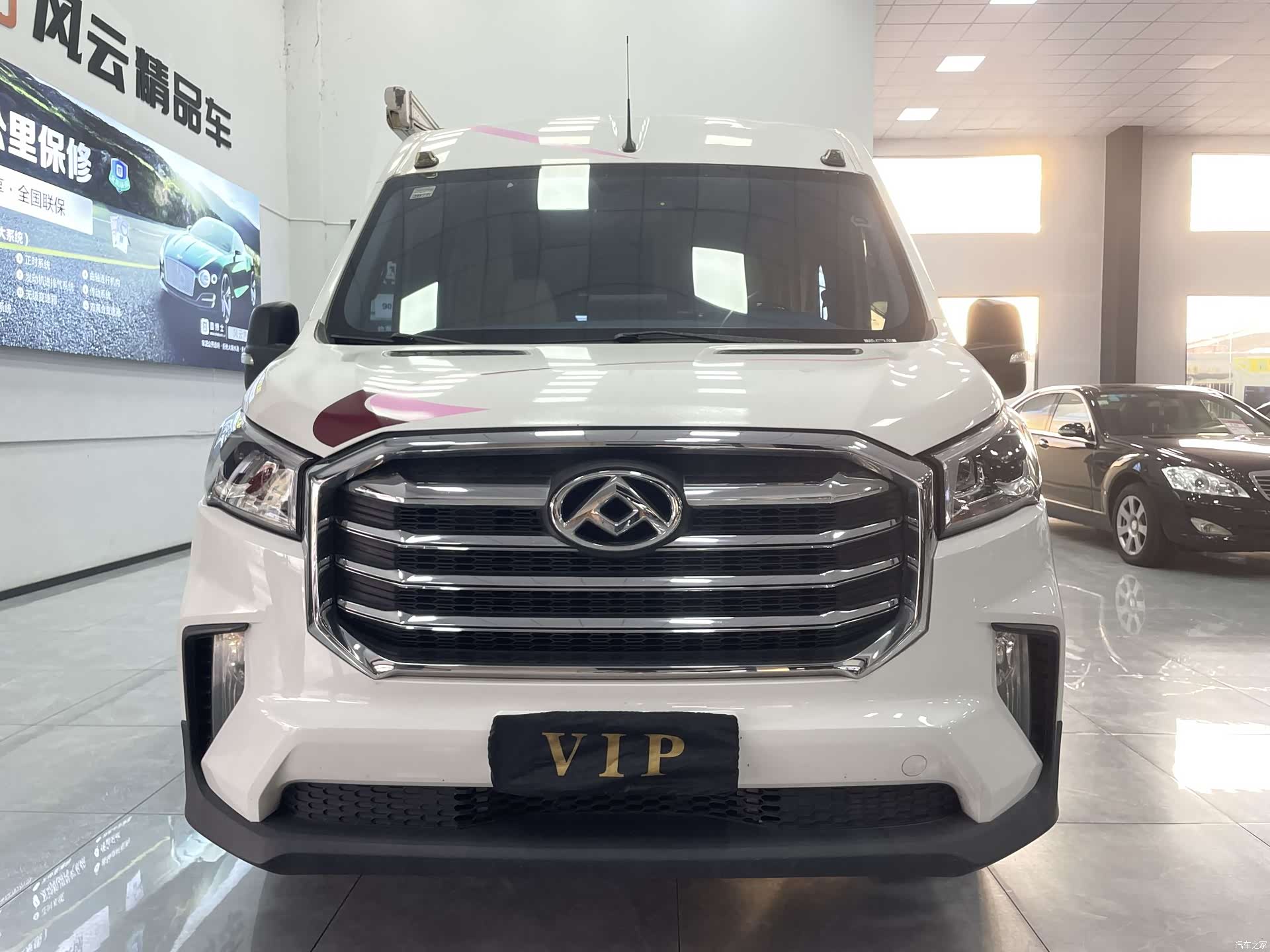 Maxus V90, 2022 3
