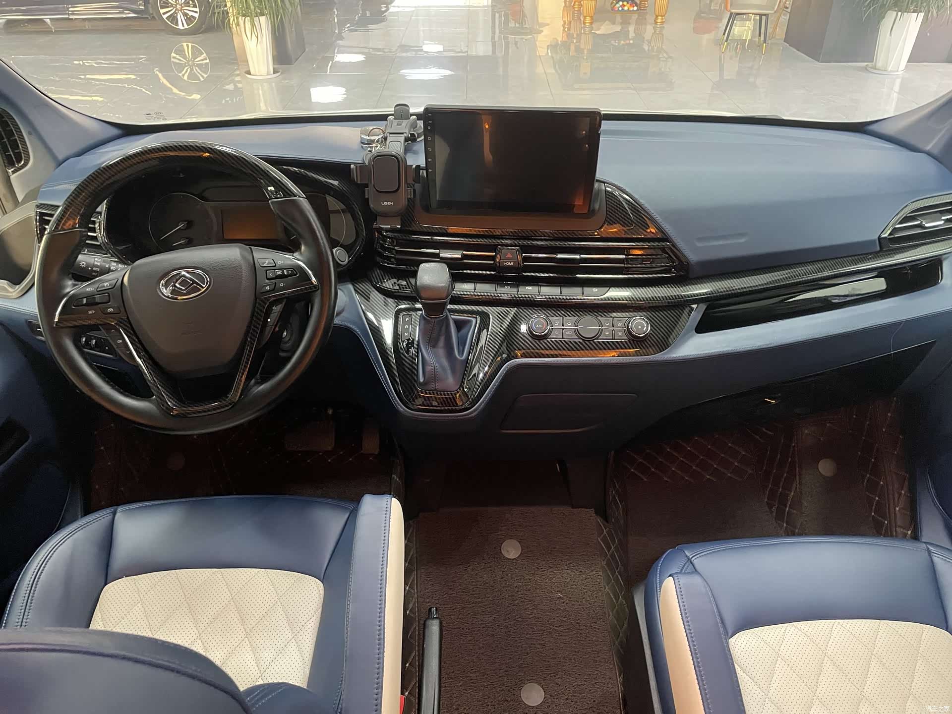 Maxus V90, 2022 11
