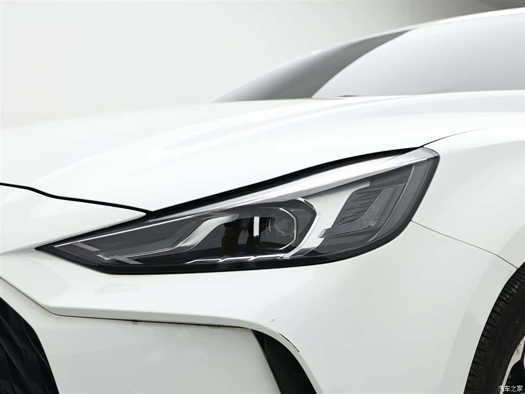MG MG5, 2022 17