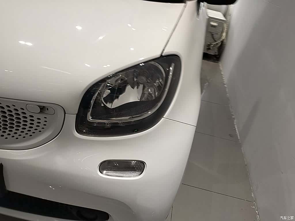Smart Fortwo, 2017 24