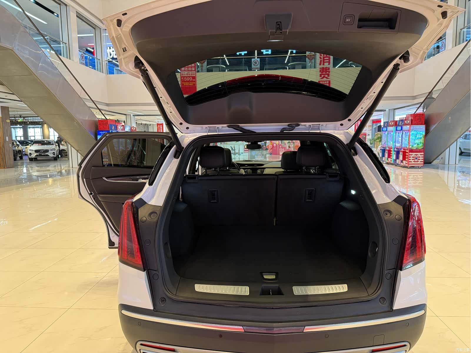Cadillac XT5, 2022 9