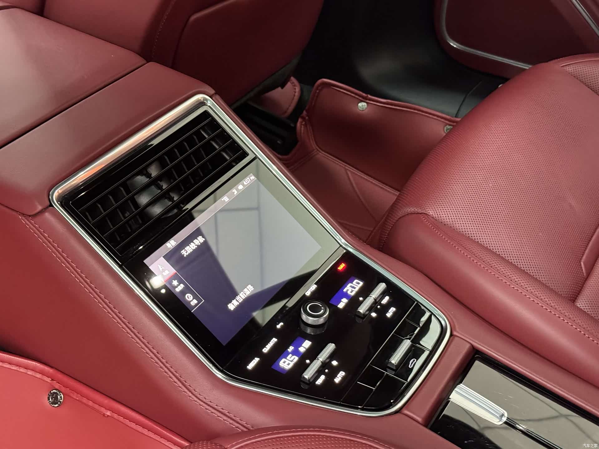 Porsche Panamera, 2022 12