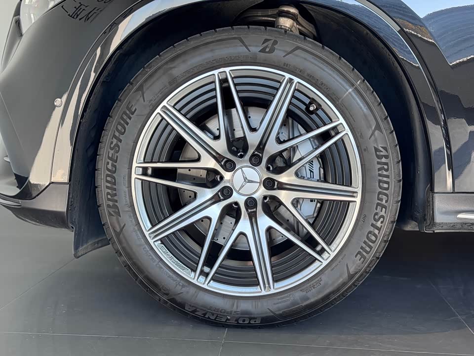 Mercedes-Benz GLC AMG