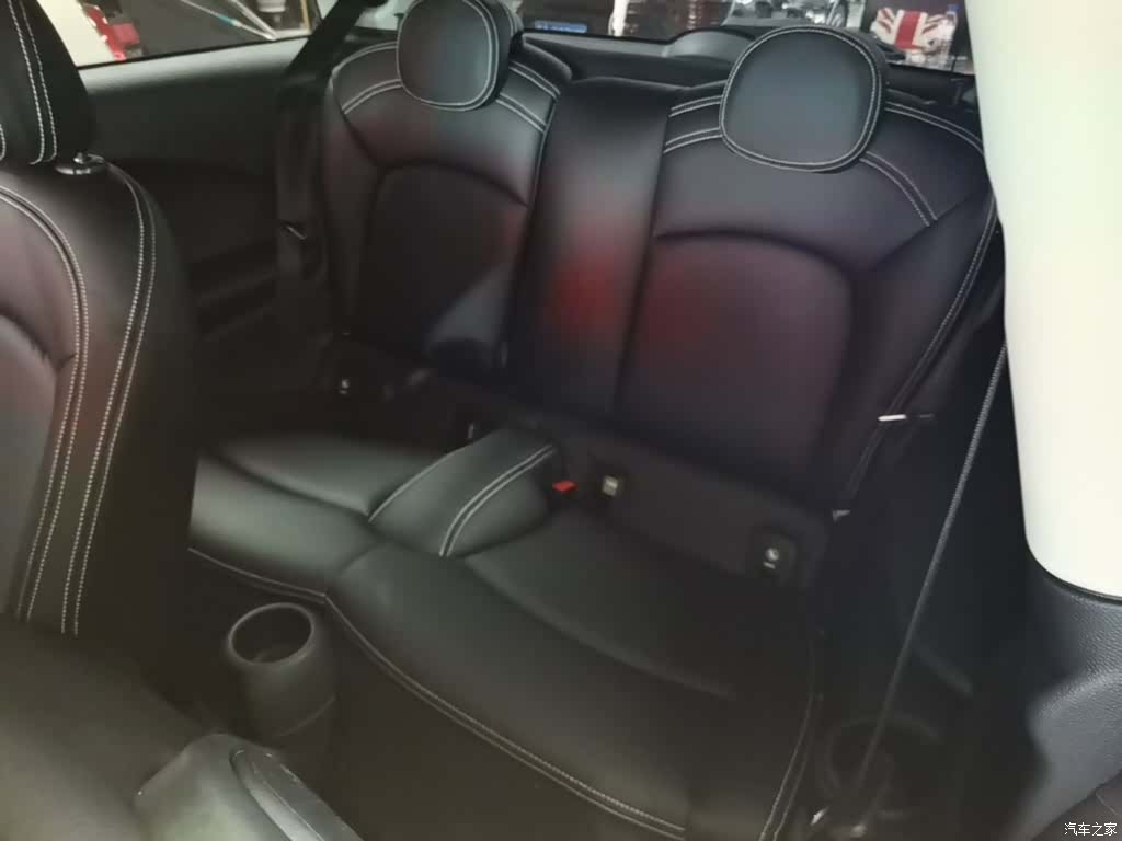 Mini ONE, 2018 17