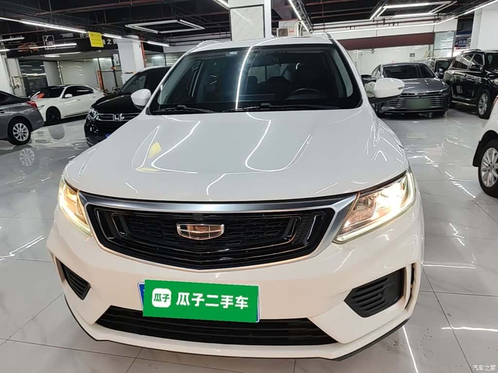 Geely X6, 2020 3