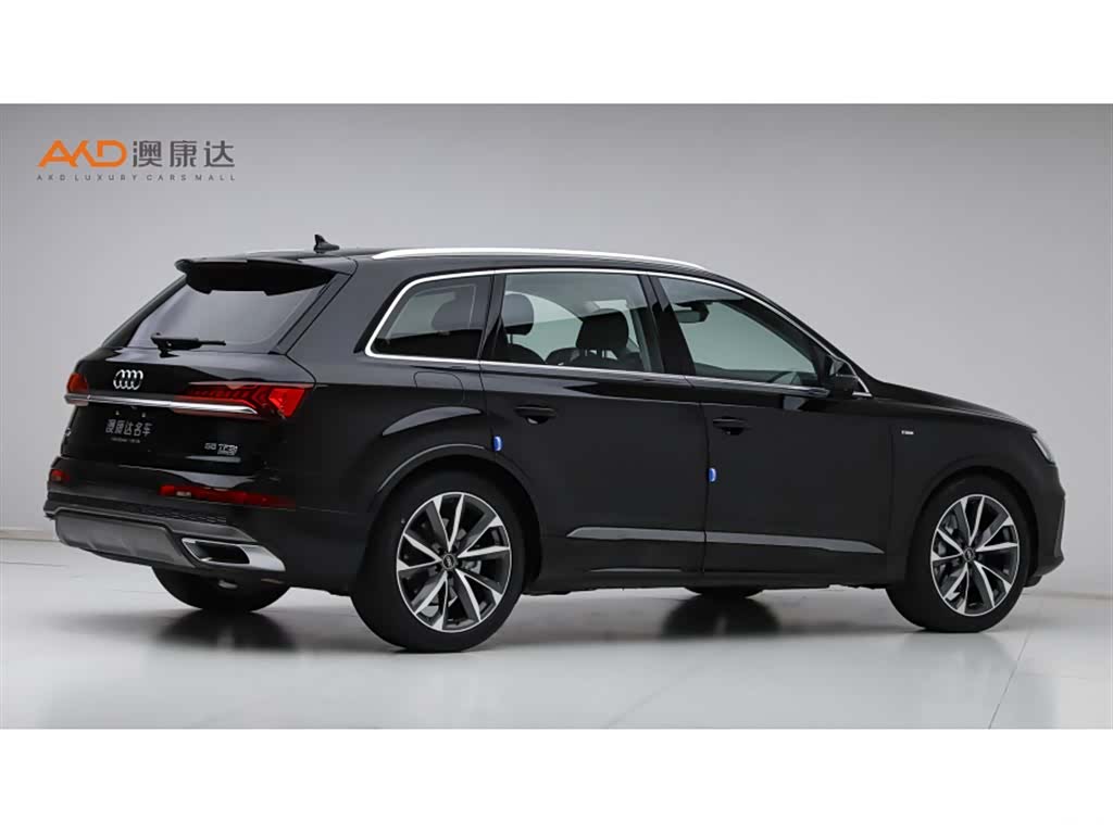 Audi Q7, 2022 3