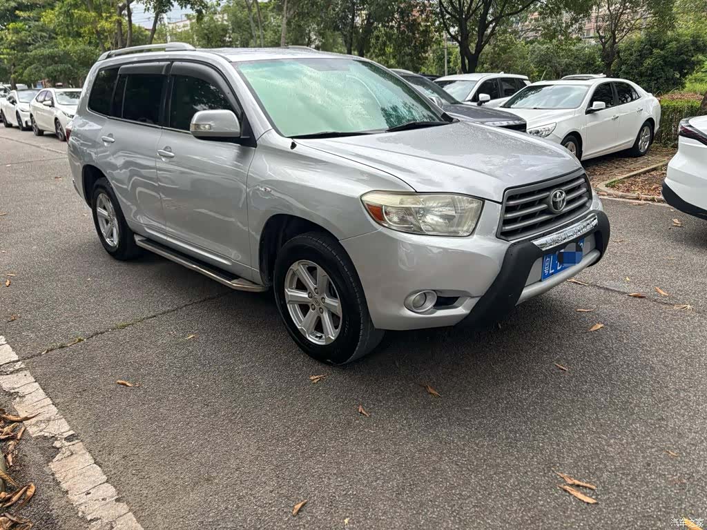 Toyota Highlander, 2011 3