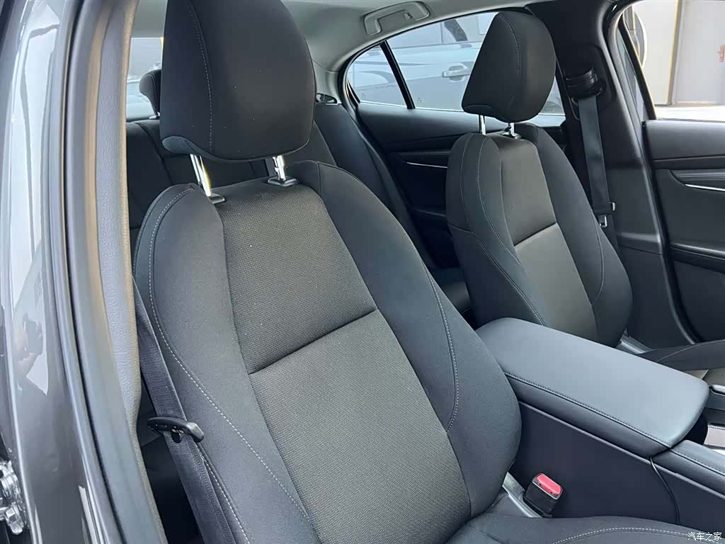 Mazda Mazda3, 2022 23