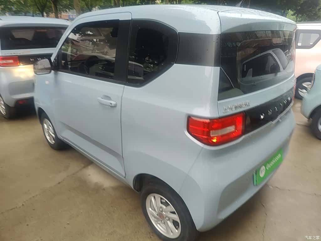 Wuling MINIEV, 2021 все фото