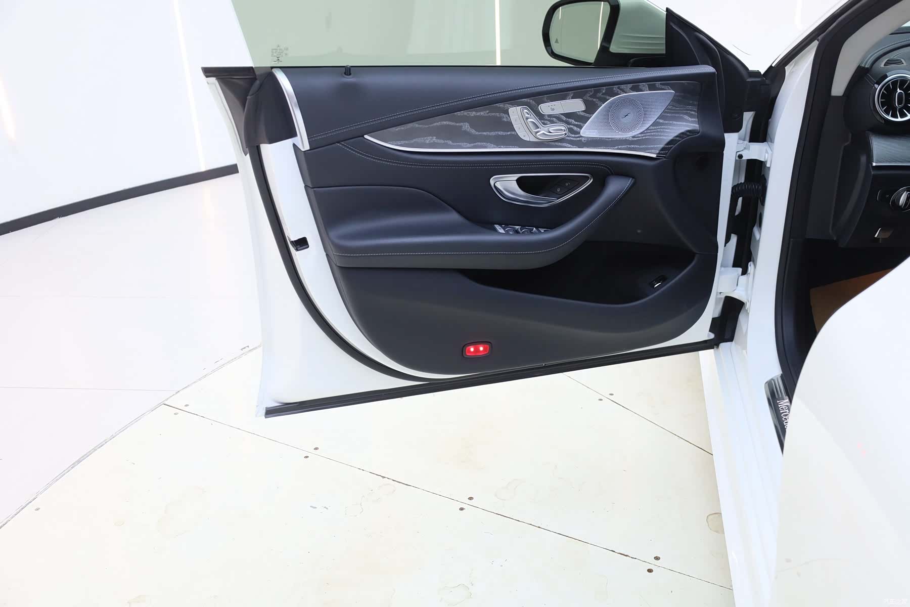 Mercedes-Benz CLS, 2022 29