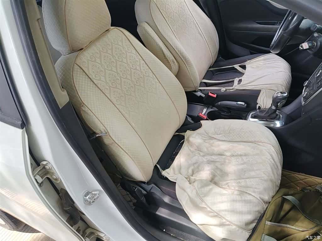 Buick Encore, 2015 25