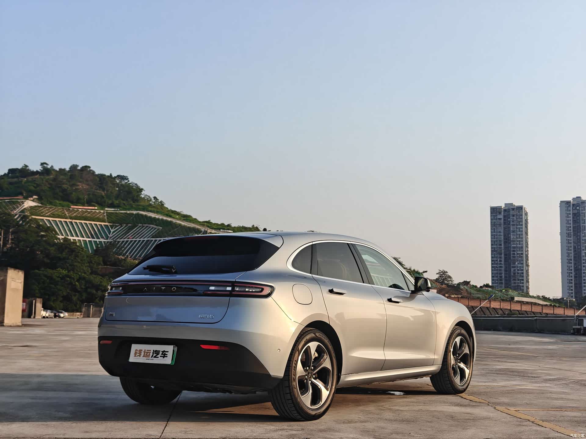 AITO M5, 2024 все фото