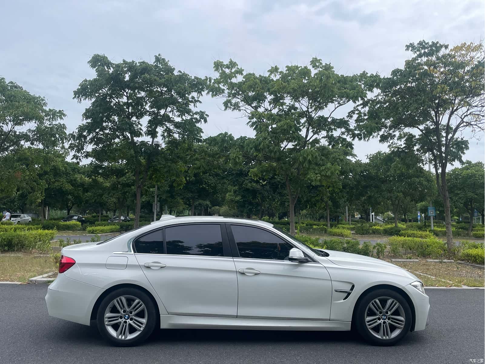 BMW 3 Series, 2016 10