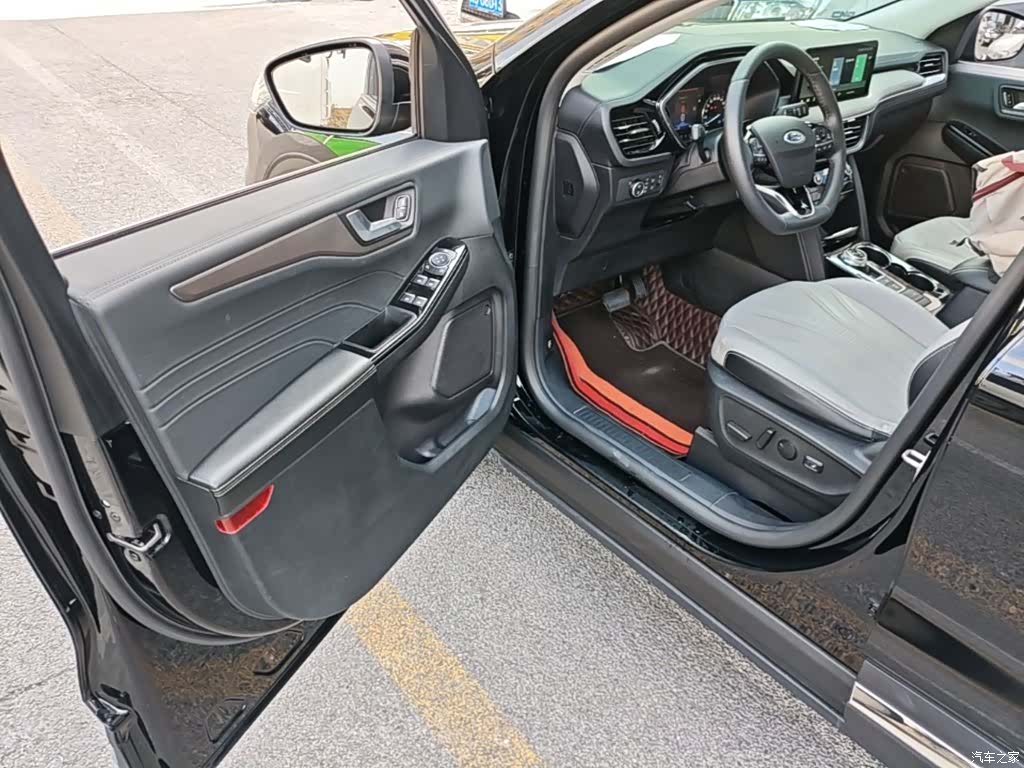 Ford Escape, 2023 16