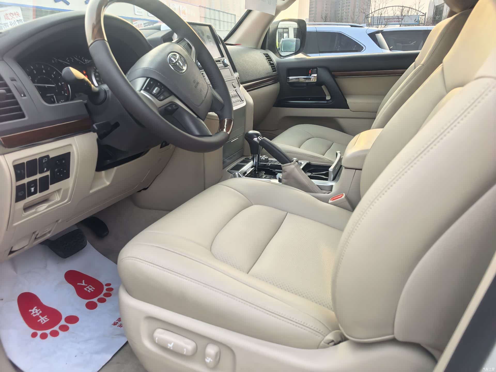 Toyota Land Cruiser, 2018 все фото