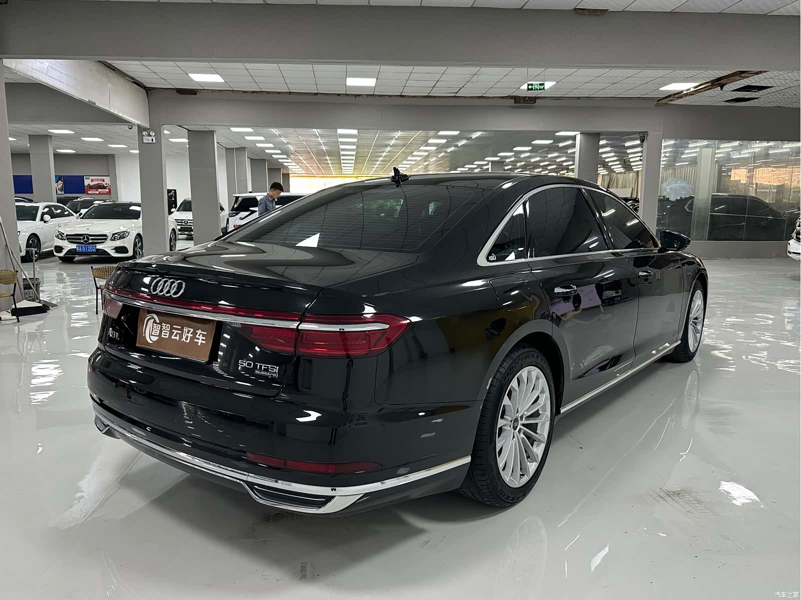 Audi A8L, 2021 9