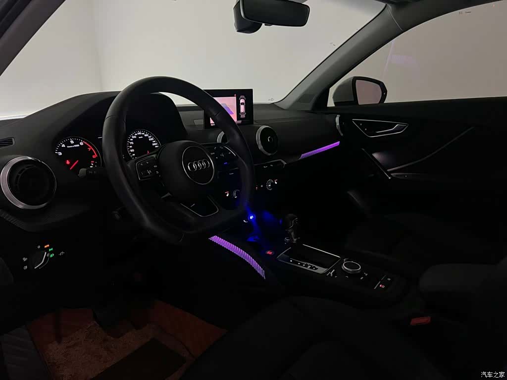 Audi Q2L, 2022 14