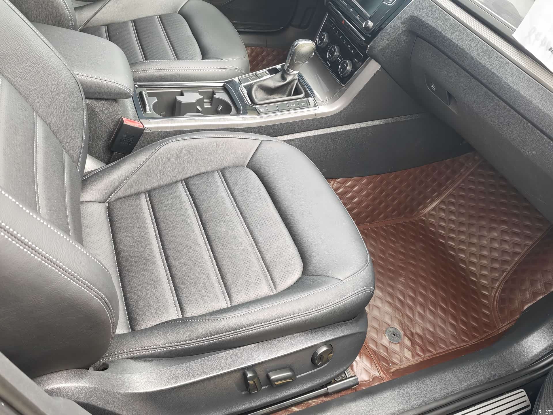 Volkswagen Passat, 2017 14