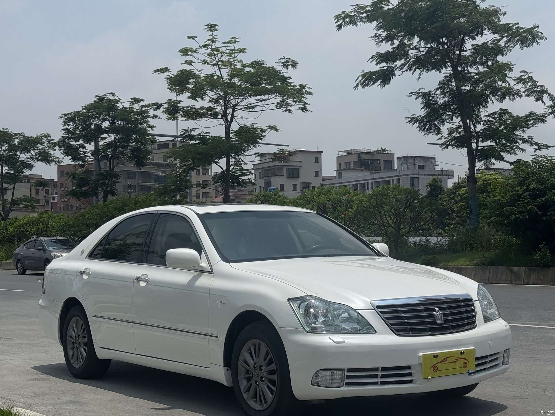 Toyota Crown, 2005 6