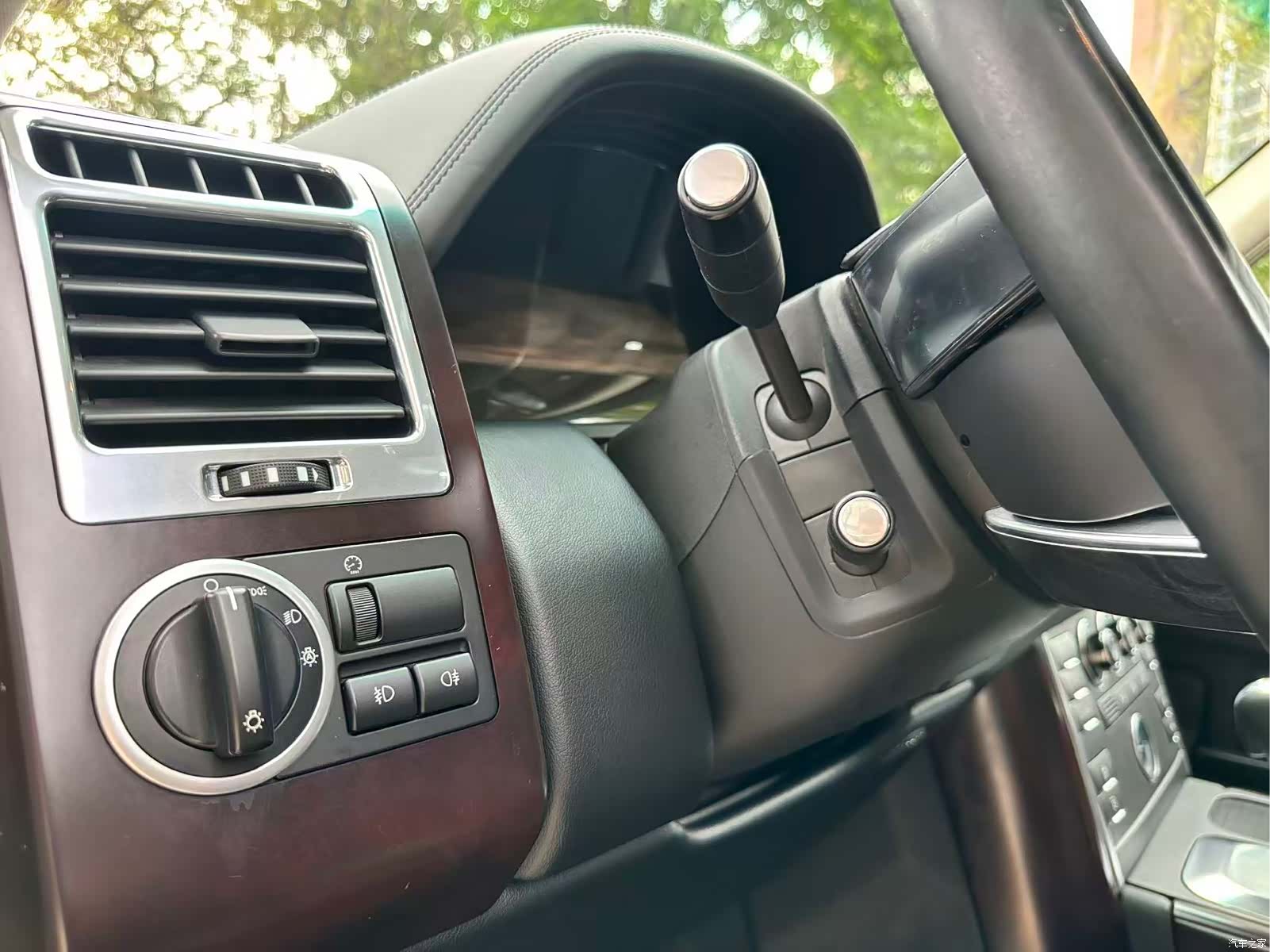Land Rover Range Rover, 2011 13