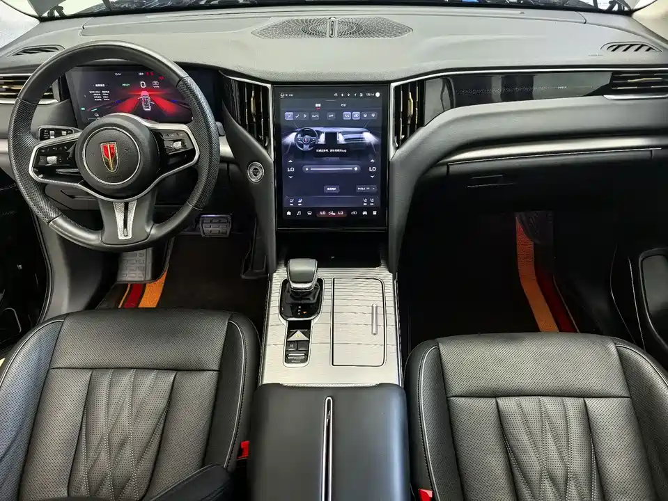 Hongqi HS7 PHEV