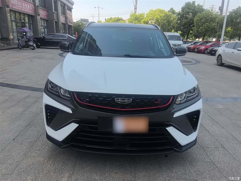 Geely Coolray, 2022 3
