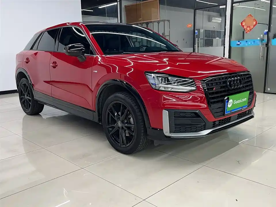 Audi Q2L