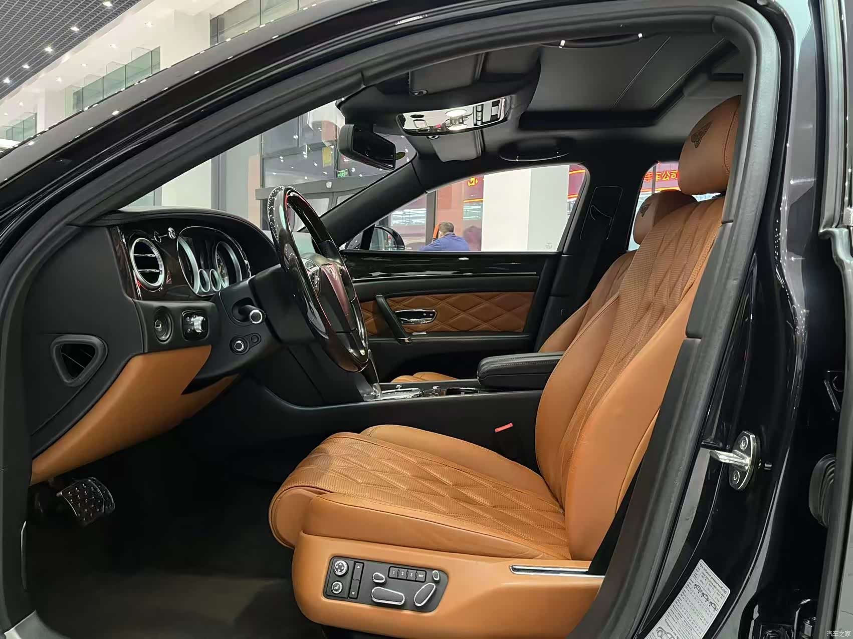 Bentley Flying Spur, 2014 7