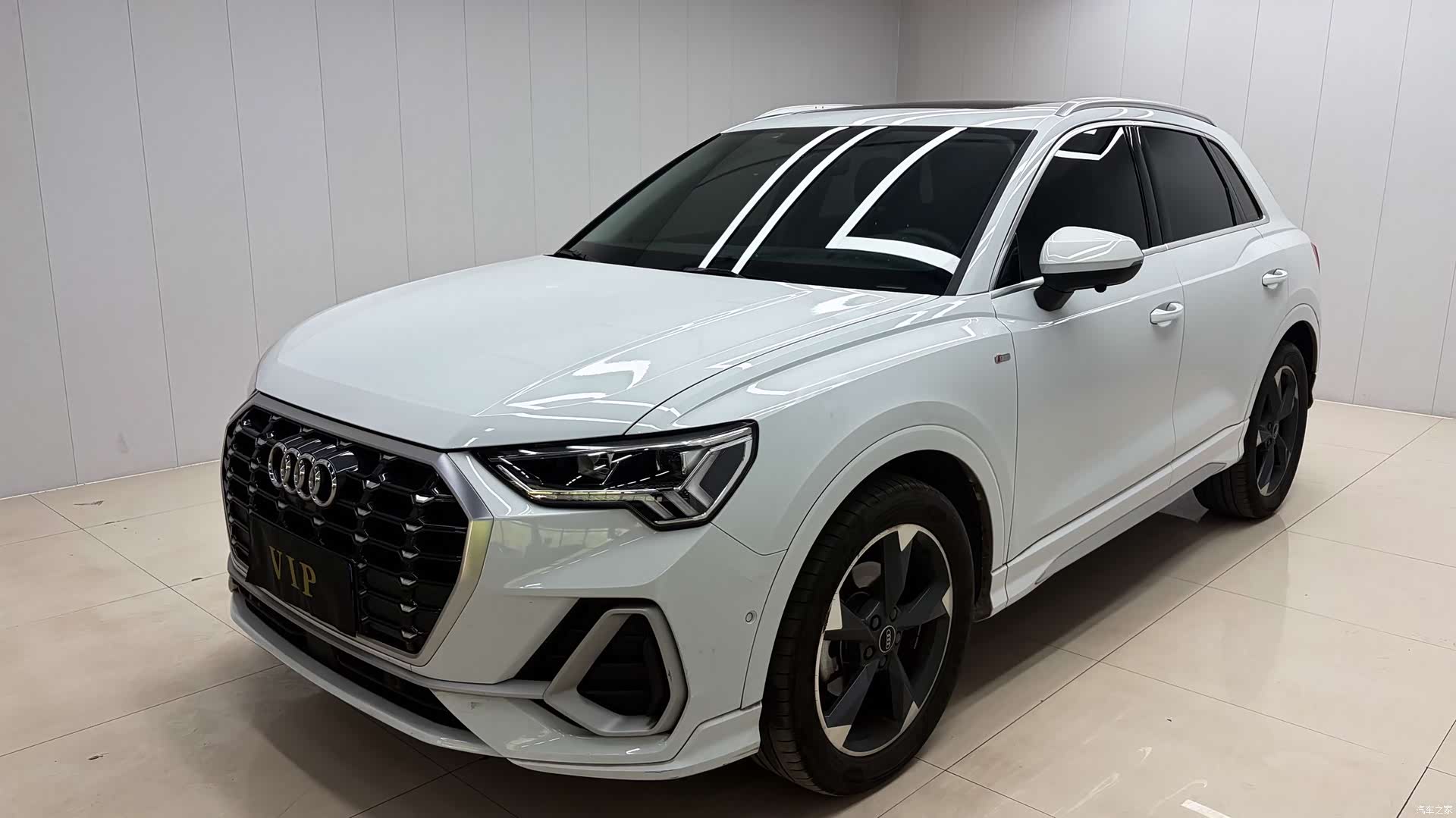 Audi Q3, 2022 1