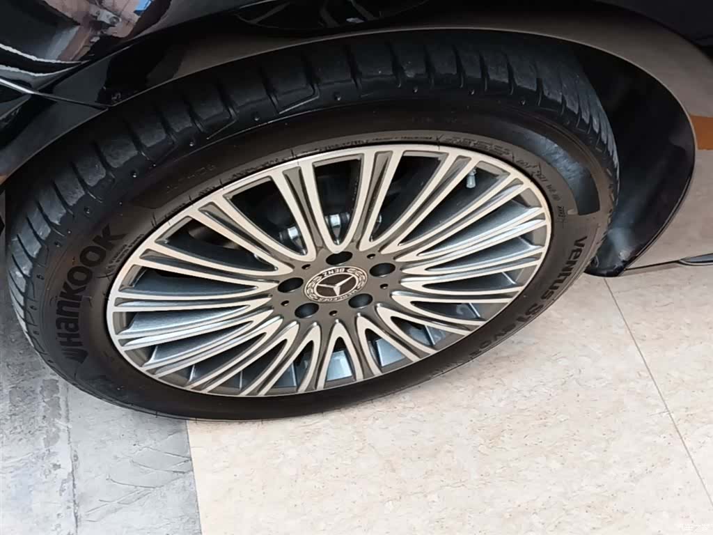 Mercedes-Benz E-Class, 2023 23