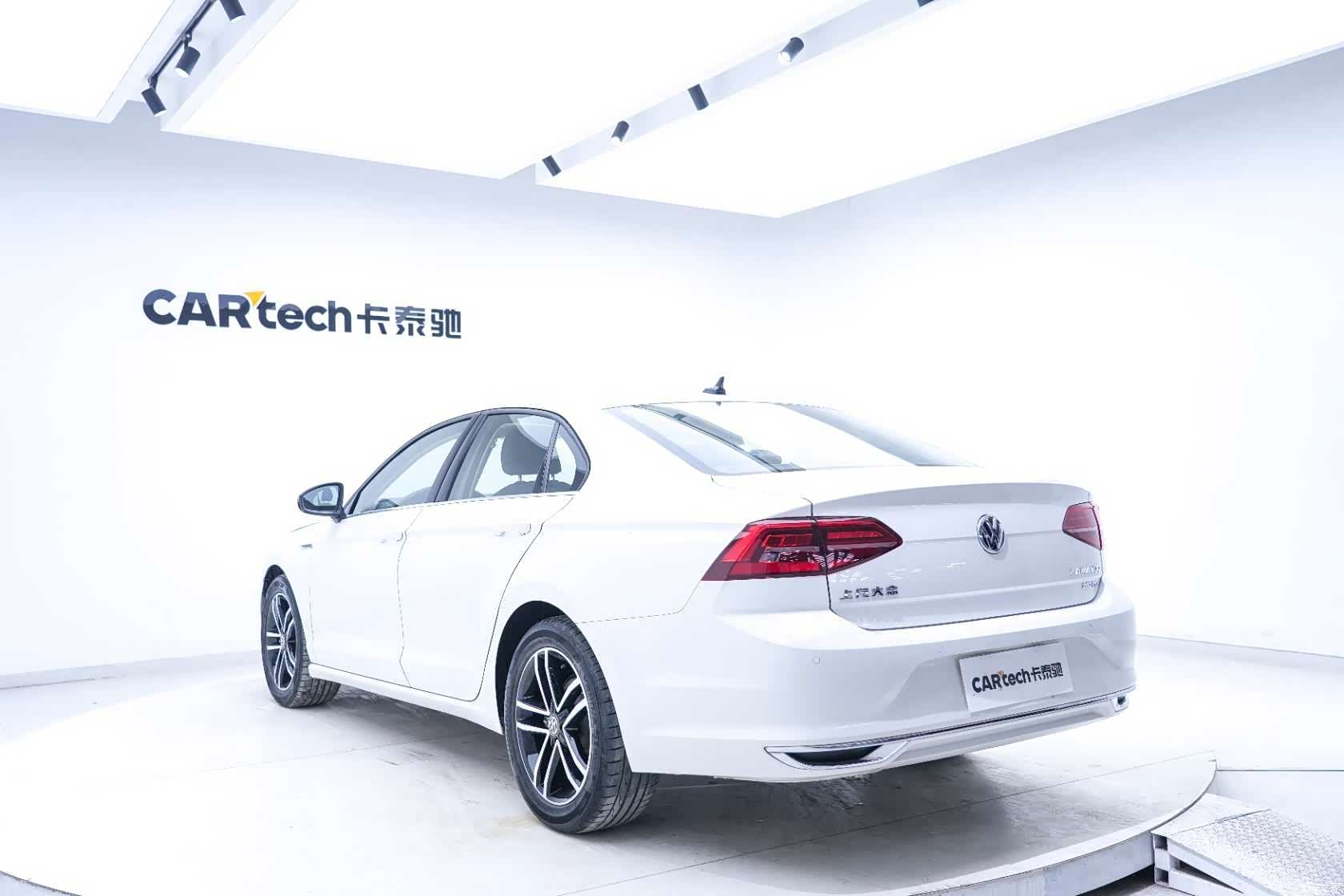 Volkswagen Lamando, 2021 16